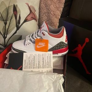 Nike sneakers, very stylish, Brand New